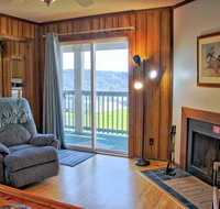 2102 - Silver 2 Bdrm - 1000 SF Sleeps 4