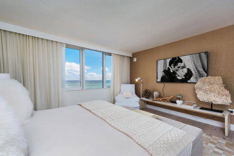 3 Bedroom Direct Ocean Located At 1 Hotel & Homes Miami Beach -1440 - Renee 3