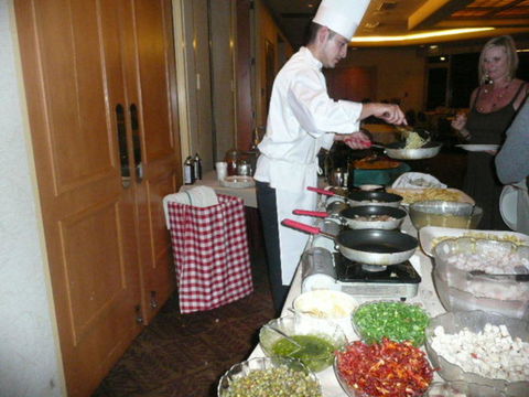 3 Bedrooms, Palm Valley Country Club, Golf Cart & 3 Bikes - Internet Find 3