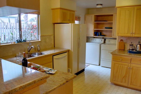 3509 Seabreeze - Renee 1