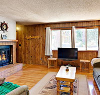 395 Pineland Dr Lake Tahoe Cabin