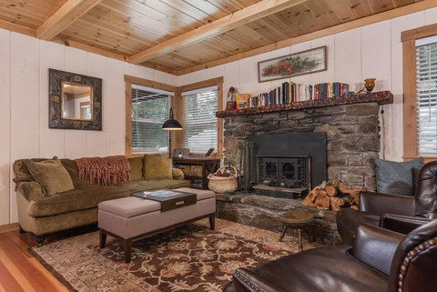 4175 Robert Ave Cabin - Renee 0