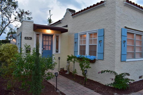 5 Stars Stay In The Heart Of West Palm Beach - Renee 0