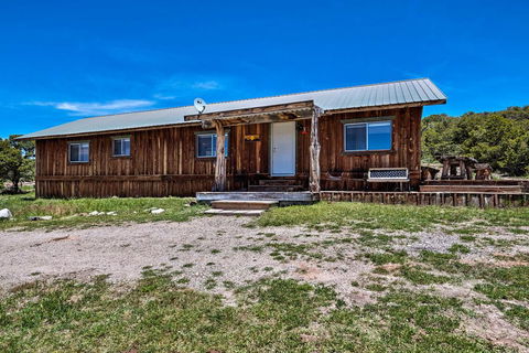 5-Acre 'Sunset Cabin' With Firepit, 18mi To Moab - Internet Find 2