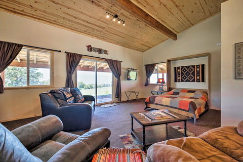 5-Acre Moab Studio With BBQ & Stunning Mtn Views - Internet Find 3