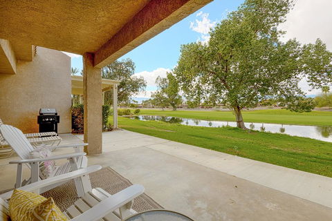 5175 Plymouth Street Home - Internet Find 3