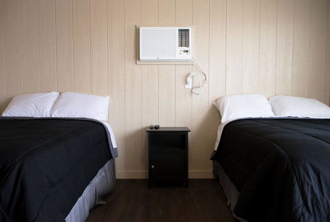 7Oaks Lodging - Internet Find 1