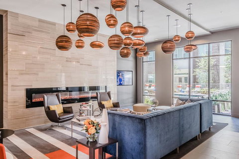 7th Avenue Apartments By Barsala - Renee 1