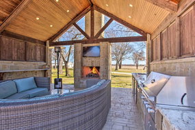 Book Pilot Point Accommodation Vacations Renee Renee