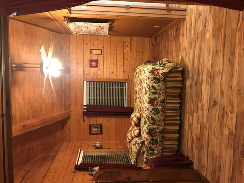 A Peace Of Heaven Cabins And RV - Internet Find 1