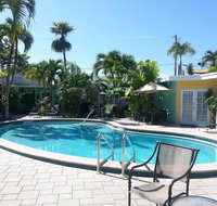 Alexander Palms Court - 2 Blocks to Duval Street