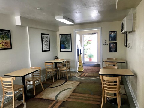 Americas Best Value Inn - Lake City - Swimm 2