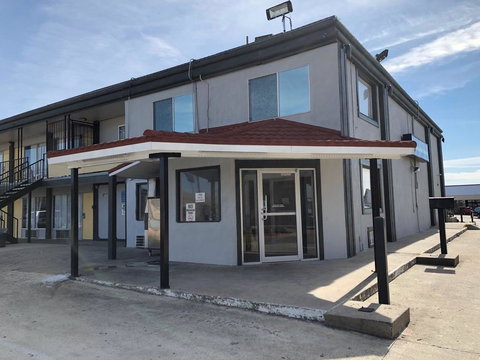 Americas Best Value Inn Garland - Renee 0