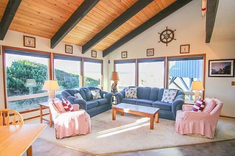 Ames House - Renee 3