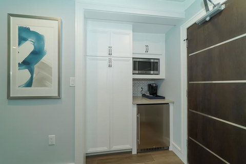 Anna Maria Beach Resort Rm 108 - Internet Find 1