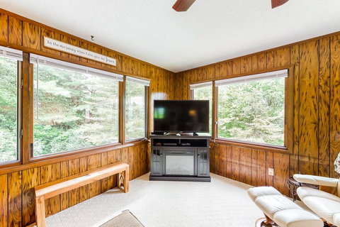 Arbordale Escape - Internet Find 2