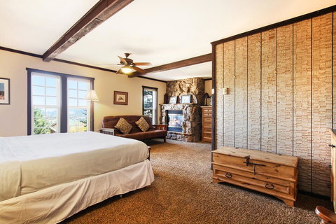 Arrowhead Lodge Haus Condo - Internet Find 3