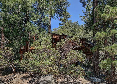 Artisan's Retreat - Internet Find 0