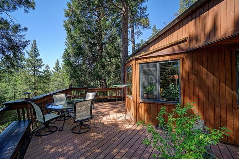 Artisan's Retreat - Internet Find 1