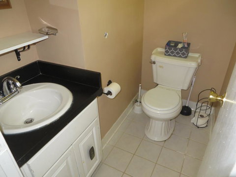 Atlanta Hartsfield Airport Guesthouse - Netflix Disney Amzn - Renee 3