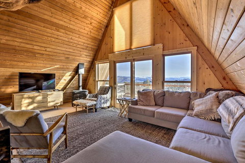 Awe-Inspiring Outdoorsy Grand Lake A-Frame! - Renee 0