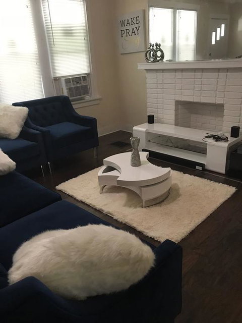 Awesome Home Away - Renee 3