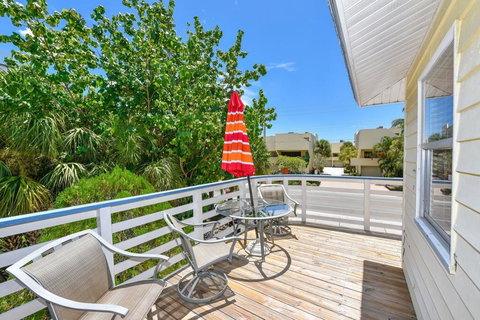 Banana Cabana By Beachside Management - Renee 1