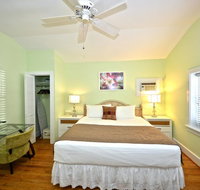 Banana's Foster Guesthouse