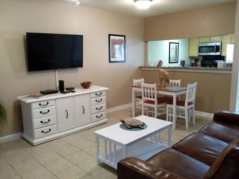 Bayou Beauty - Internet Find 0