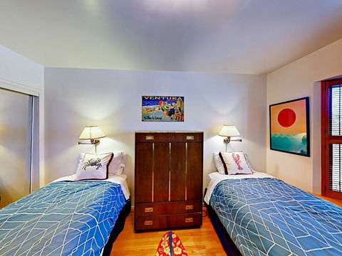Beach Bungalow In Ventura Cabin - Renee 1