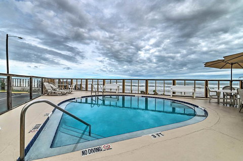 Beach Bunny Dream Studio With Pool And Ocean View - Renee 1