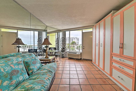 Beach Bunny Dream Studio With Pool And Ocean View - Renee 0