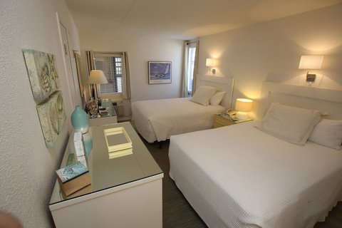 Beachcomber Resort - Renee 1