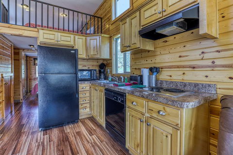 Beachfront Cottages - Renee 2
