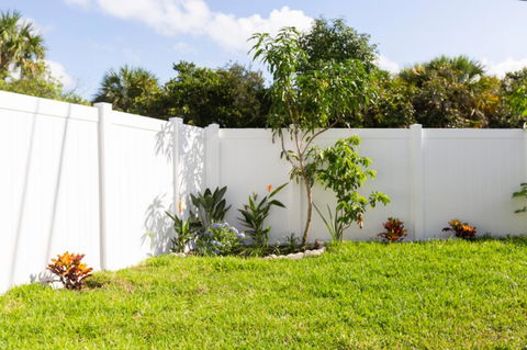 BeautifullyRenovated Palm Beach Gardens Apartment2 - Internet Find 2