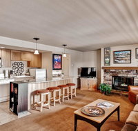 Bend Condo with Deck Resort-Style Amenities and Views