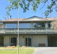 Black Oak Manor