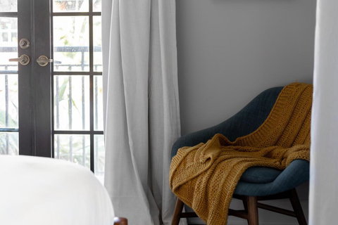 BLACKSWAN - Rosemary SQ - Three Balconies - Renee 1