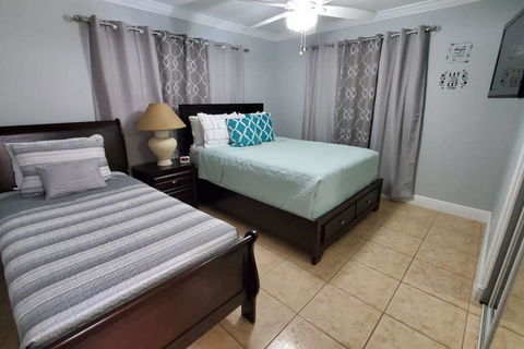 Blue Lagoon In Palm Beach Gardens - Internet Find 3