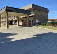 Budget Host Inn - Baxley