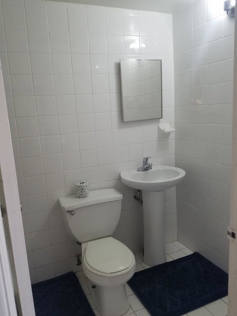 Budget Inn - Internet Find 1