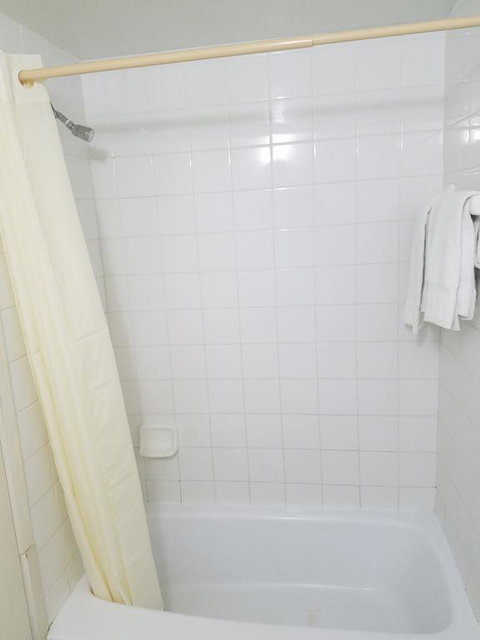 Budget Inn - Internet Find 2