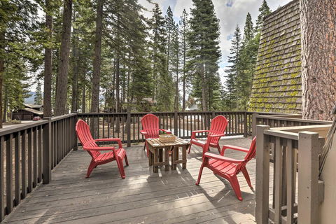 Cabin W/ Deck & BBQ - 1 Block To Lake Tahoe! - Internet Find 2