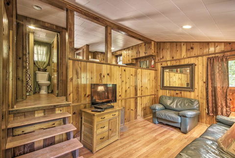 Cabin With Deck & Ranch - 1 Mi To Raystown Lake! - Internet Find 3