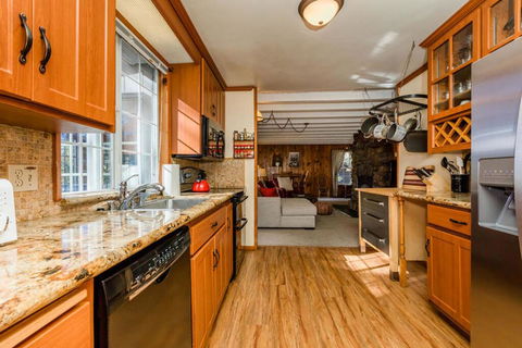 Carnelian Vista By Tahoe Mountain Properties - Internet Find 3