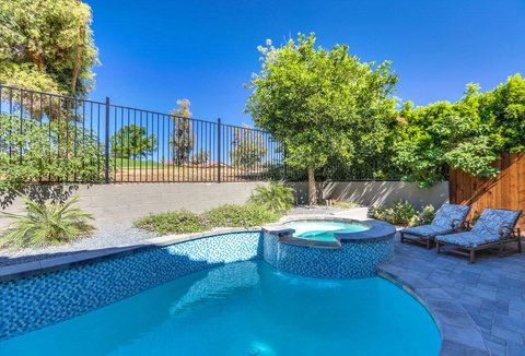 Central Palm Desert Retreat - Internet Find 3