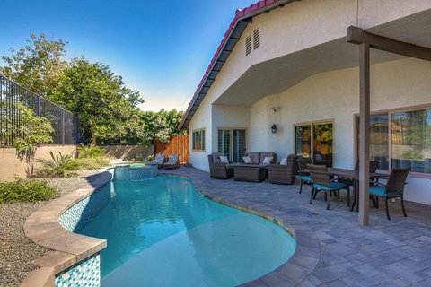 Central Palm Desert Retreat - Internet Find 2