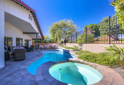 Central Palm Desert Retreat - Internet Find 1