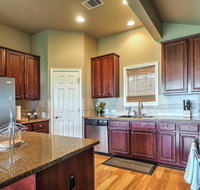 Charming Home with Views of Lake Travis Near Marina