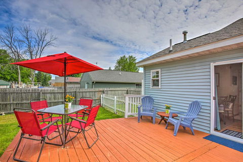 Charming Houghton Lake Cottage With 60ft Private Dock - Renee 1